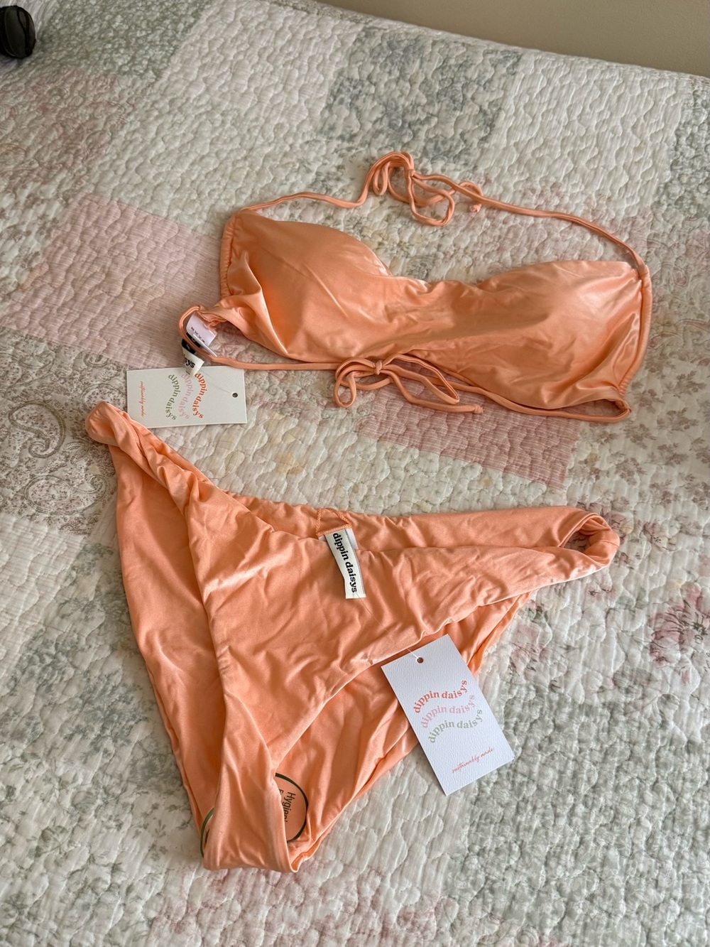 NWT Dippin' Daisy's Peach Bikini Set